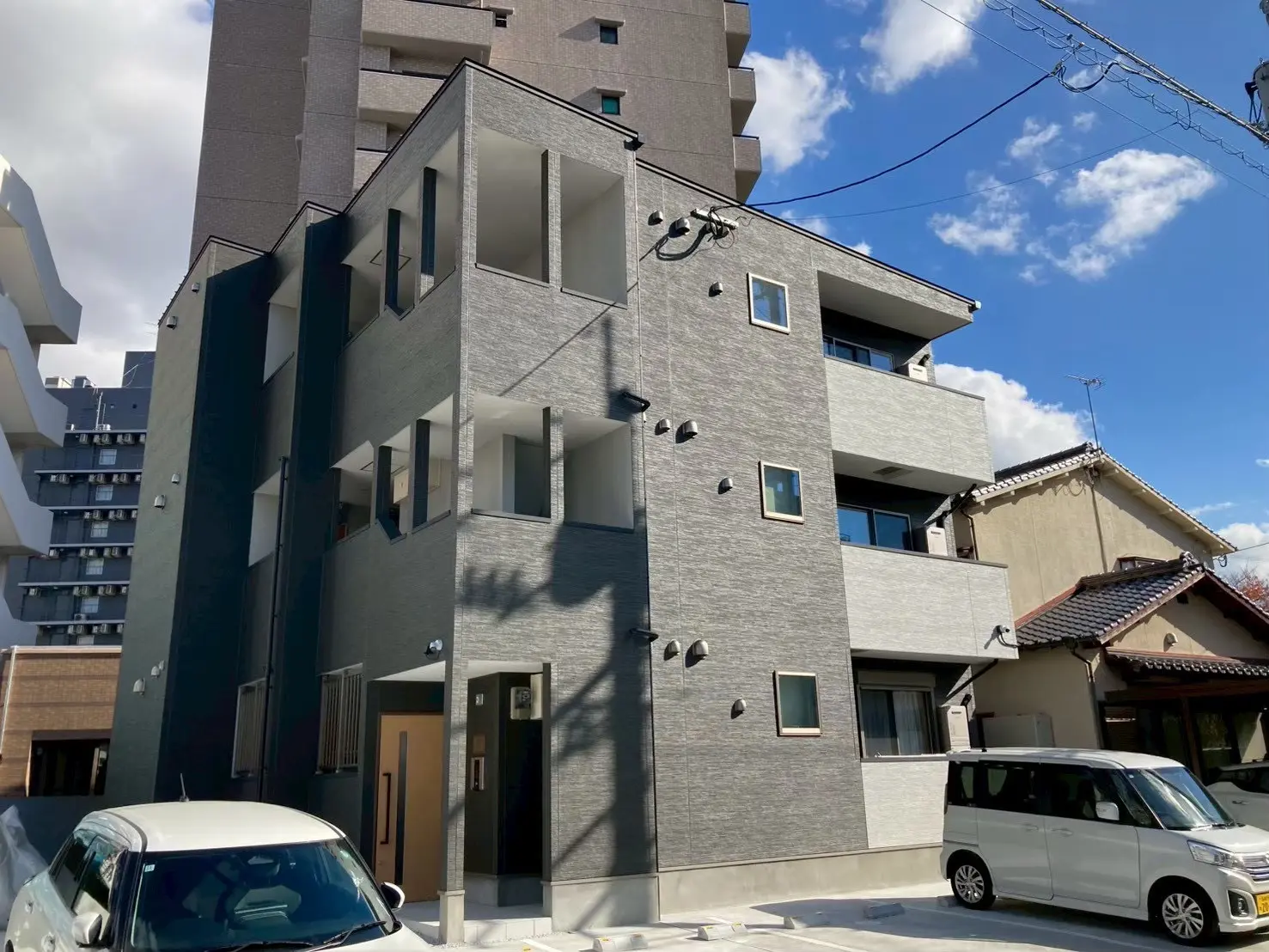 久留米市西町の一棟収益アパート外観